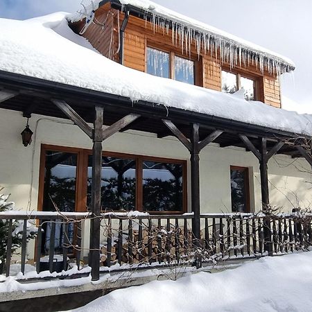 Hotel Mountain House à Ustrzyki Dolne Extérieur photo