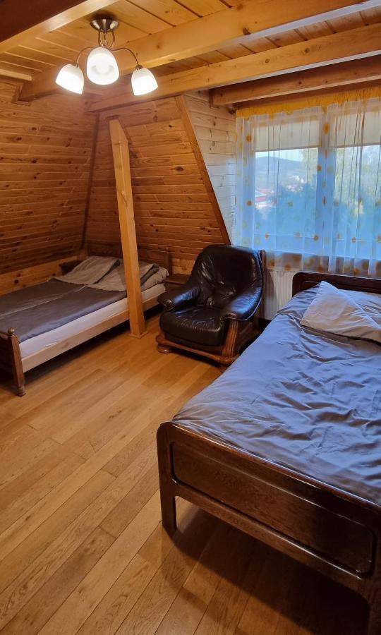 Hotel Mountain House à Ustrzyki Dolne Extérieur photo
