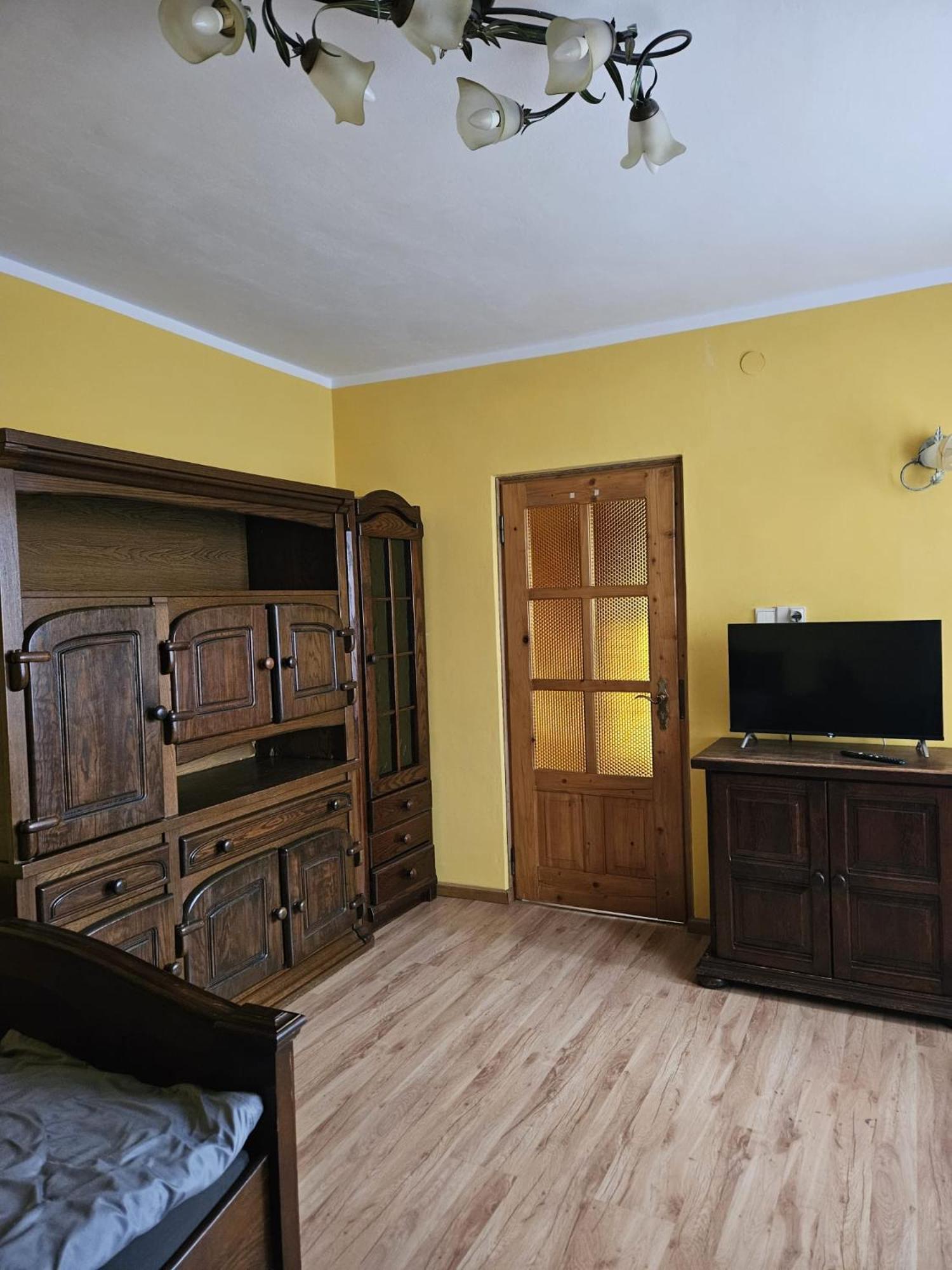 Hotel Mountain House à Ustrzyki Dolne Extérieur photo